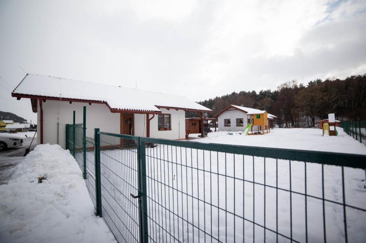 Villa Domceky Sabinka A Melinka à Valča Extérieur photo