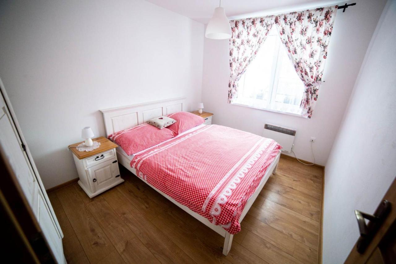 Villa Domceky Sabinka A Melinka à Valča Extérieur photo