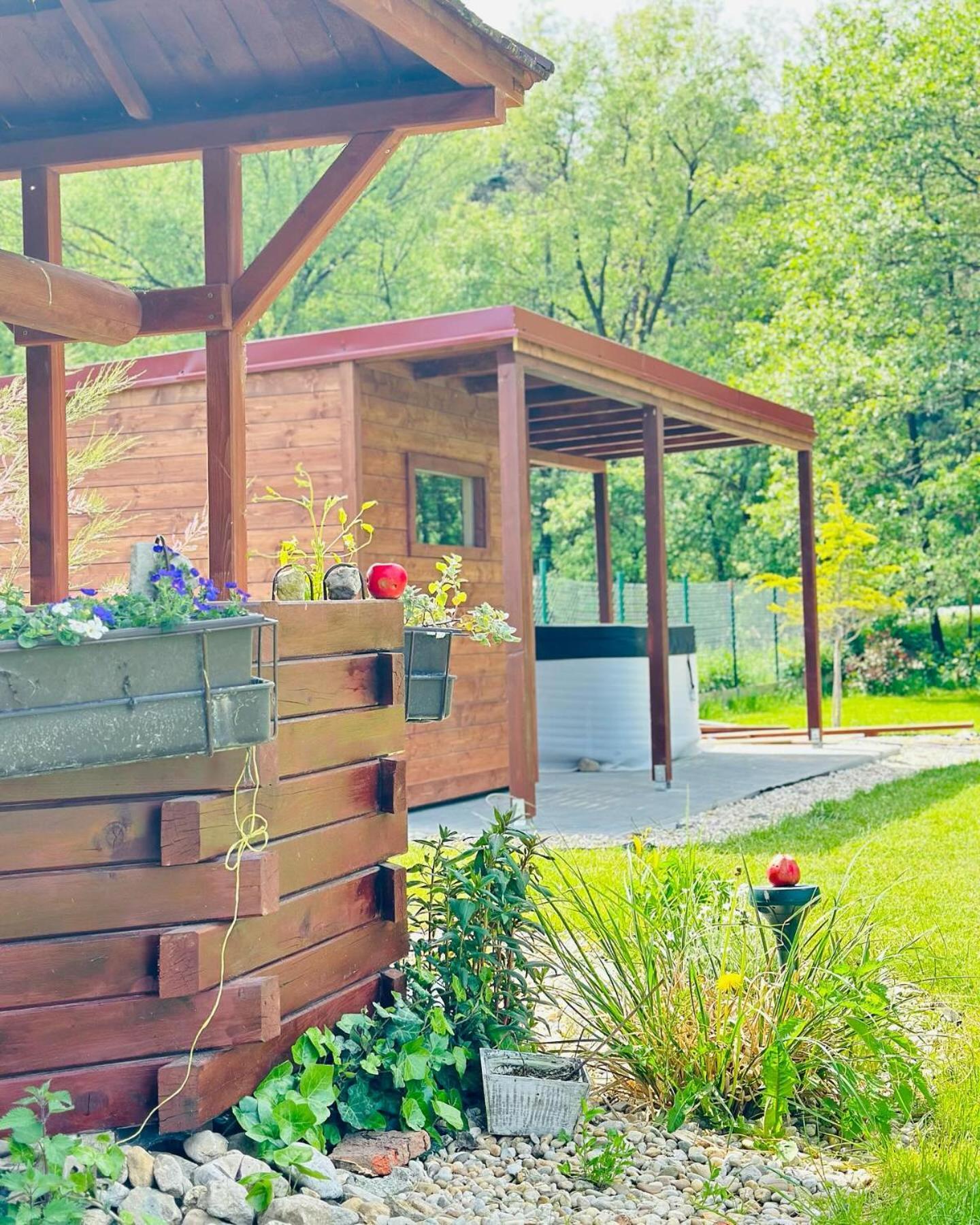 Villa Domceky Sabinka A Melinka à Valča Extérieur photo